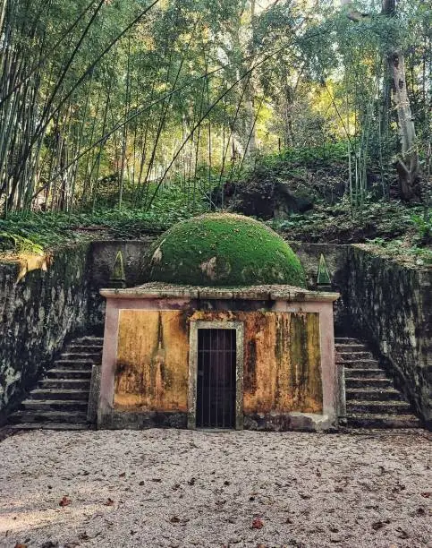 24 Segredos Curiosos Escondidos Em Lugares Famosos